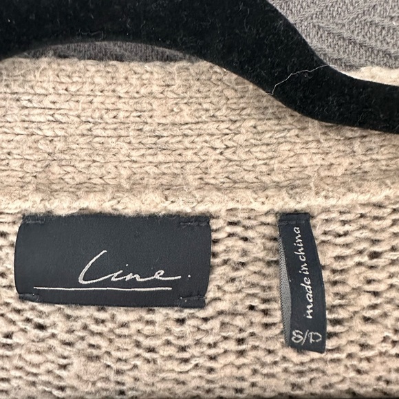 Block Color Cardigan - Picture 4 of 6